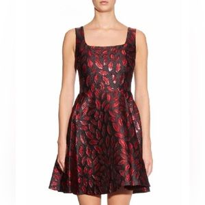 Diane von Furstenberg Red & Black fit and flare lip Casual Dress, Sz 2